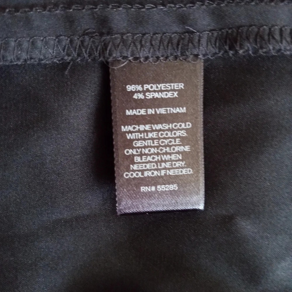 Express black long sleeve cold shoulder top women's size XSmall - Picture 6 of 6